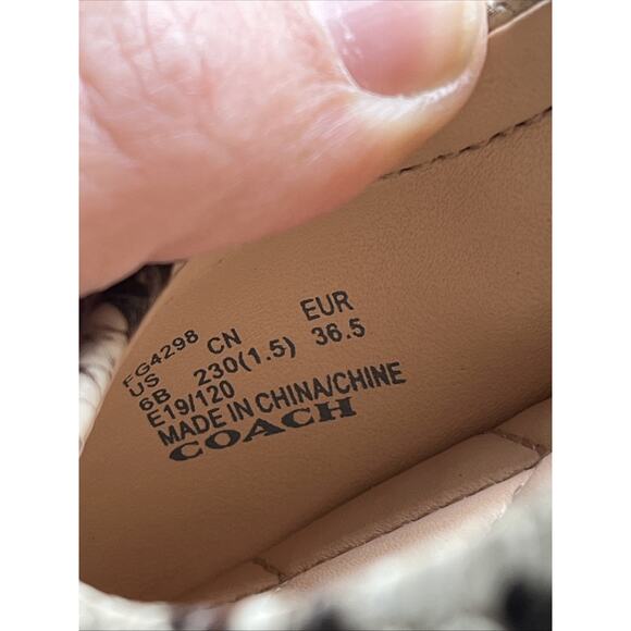 Coach Women's Brown Snakeskin Print Horse & Carriage Round Toe Flats Size 6 - Picture 12 of 12